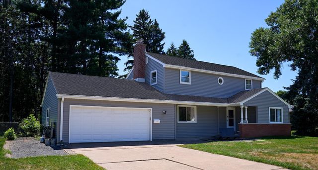 1209 Pine Street W, Stillwater, MN 55082