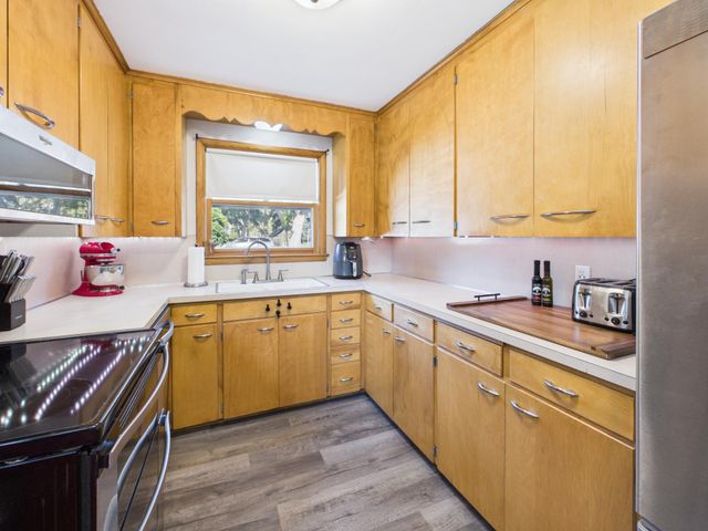 1209 Pine Street W, Stillwater, MN 55082