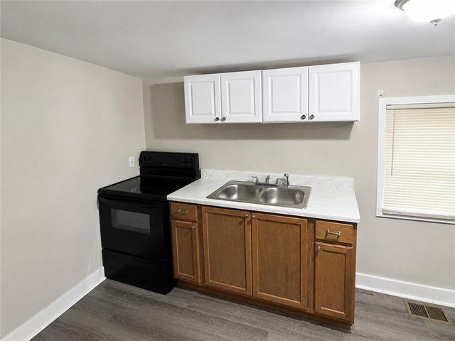 971 Sims Avenue NW, Atlanta, GA 30318