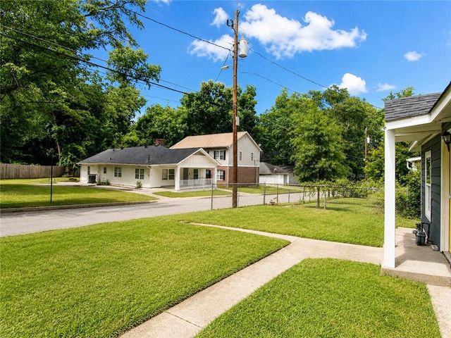 971 Sims Avenue NW, Atlanta, GA 30318
