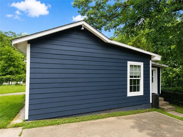 971 Sims Avenue NW, Atlanta, GA 30318