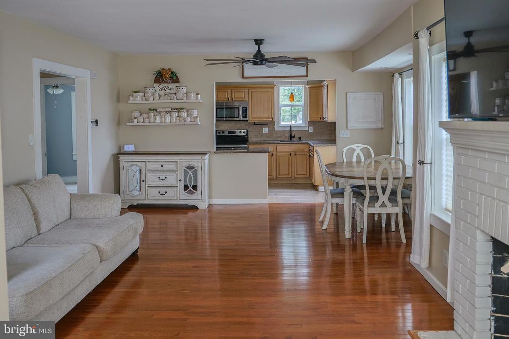112 N FRANKLIN ST, Landisville, NJ 08326