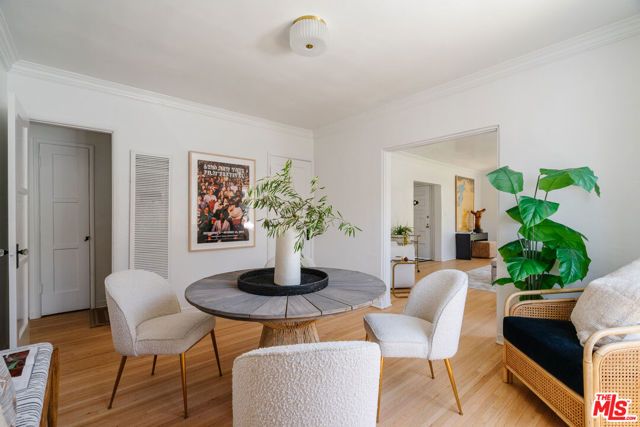1633 Ellsmere Avenue, Los Angeles, CA 90019