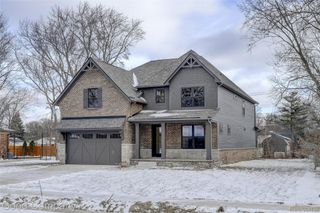 2418 Shenandoah Drive, Royal Oak, MI 48073