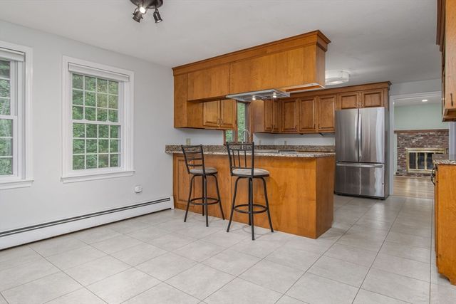 486 Old Dunstable Rd, Groton, MA 01450
