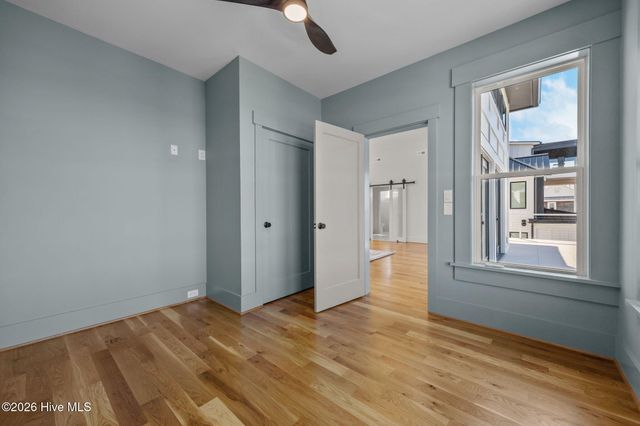 208 Radio Island Road, Morehead City, NC 28557