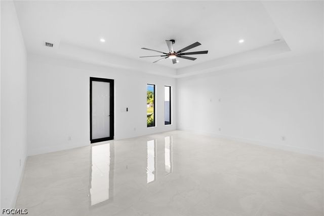 2035 NW Embers TER, Cape Coral, FL 33993
