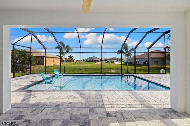 2035 NW Embers TER, Cape Coral, FL 33993