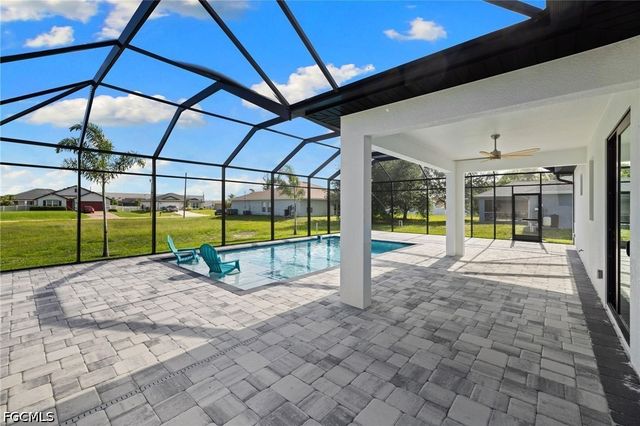 2035 NW Embers TER, Cape Coral, FL 33993