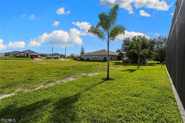 2035 NW Embers TER, Cape Coral, FL 33993
