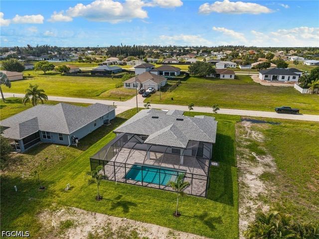 2035 NW Embers TER, Cape Coral, FL 33993