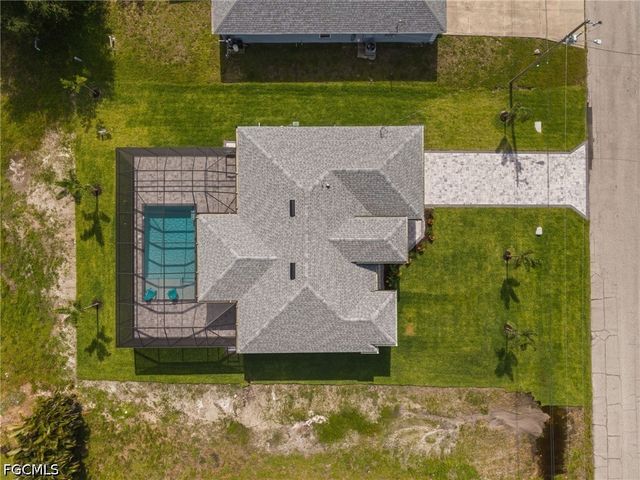 2035 NW Embers TER, Cape Coral, FL 33993
