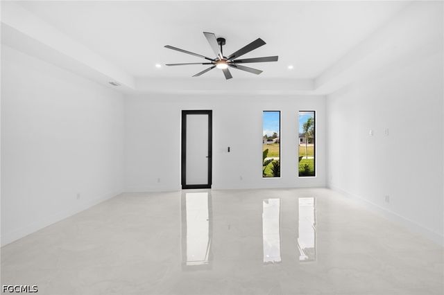 2035 NW Embers TER, Cape Coral, FL 33993