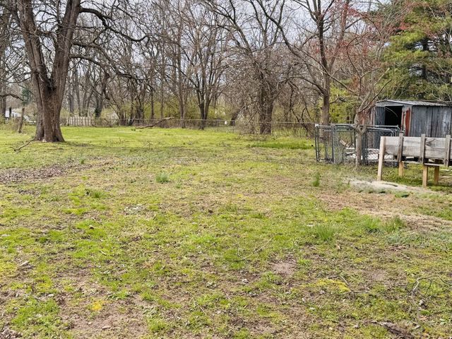 1250 S 15th Street, Niles, MI 49120