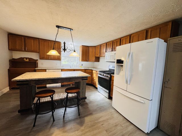 1250 S 15th Street, Niles, MI 49120