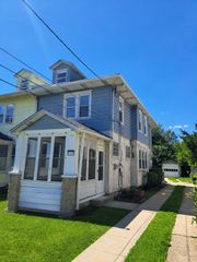 637 10TH AVE, Prospect Park, PA 19076