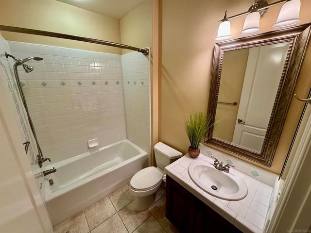 11549 Edgewood Pl, San Diego, CA 92131