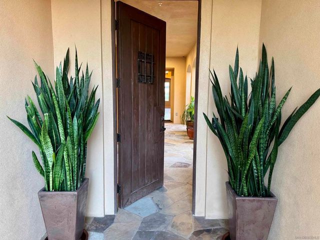 11549 Edgewood Pl, San Diego, CA 92131