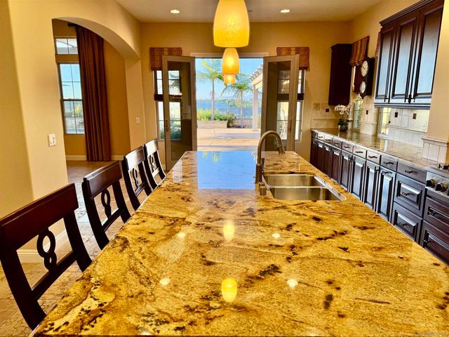 11549 Edgewood Pl, San Diego, CA 92131