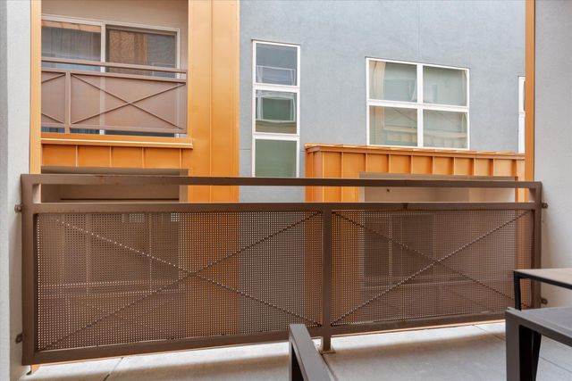 2827 Manor RD 3102, Austin, TX 78722