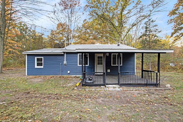 50517 Co Rd 388, Grand Junction, MI 49056