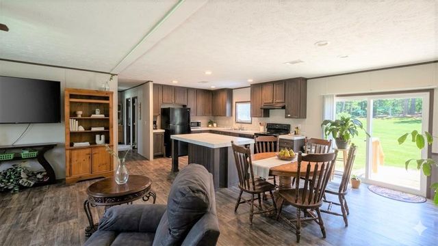16701 E Rock Creek Road, Norman, OK 73026