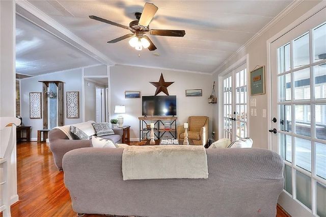 111 River Place Court, Eatonton, GA 31024