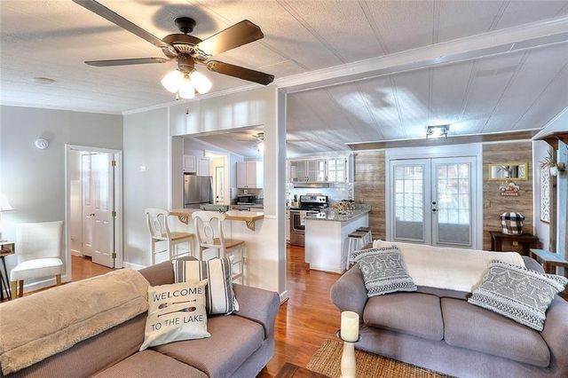 111 River Place Court, Eatonton, GA 31024