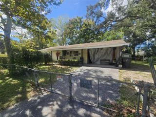2622 NE 1ST AVENUE, Ocala, FL 34470