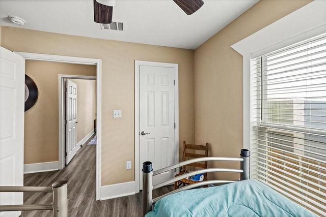 2823 Avenue Q A, Galveston, TX 77550