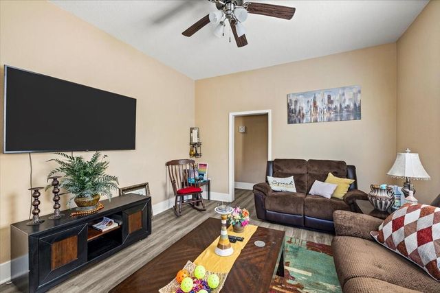 2823 Avenue Q A, Galveston, TX 77550