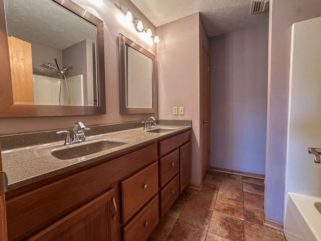 2535 Mary Street, Belvidere, IL 61008