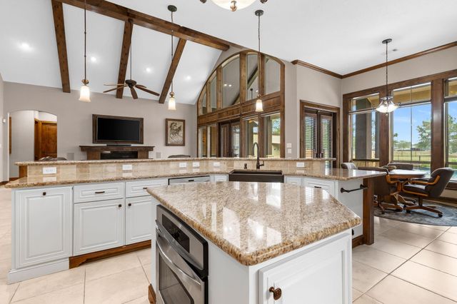 11009 Darby Loop, Conroe, TX 77385