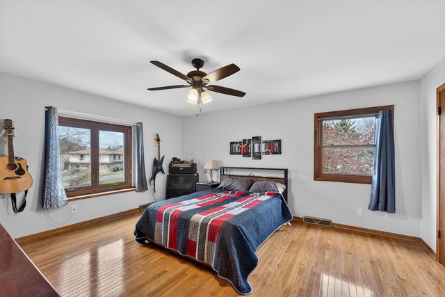 2400 Tammy LANE, Racine, WI 53402