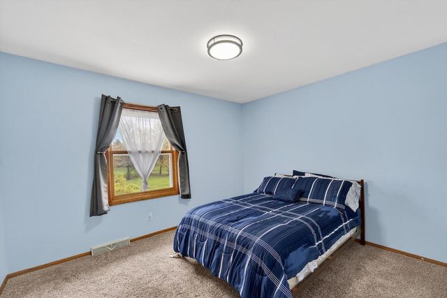 2400 Tammy LANE, Racine, WI 53402