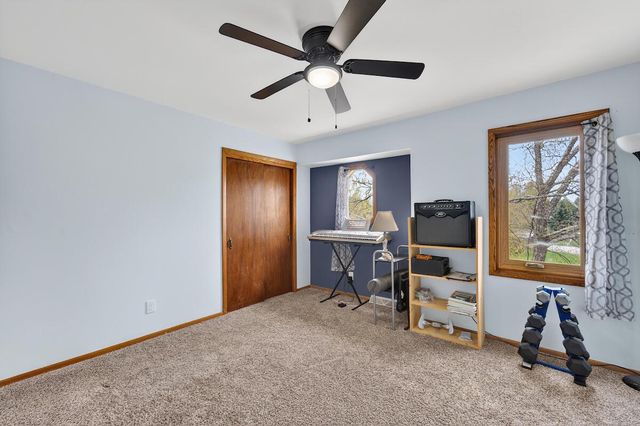 2400 Tammy LANE, Racine, WI 53402