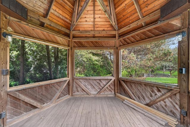 2400 Tammy LANE, Racine, WI 53402