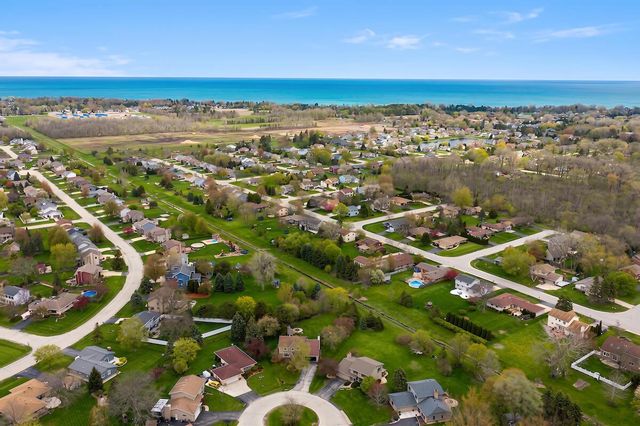 2400 Tammy LANE, Racine, WI 53402