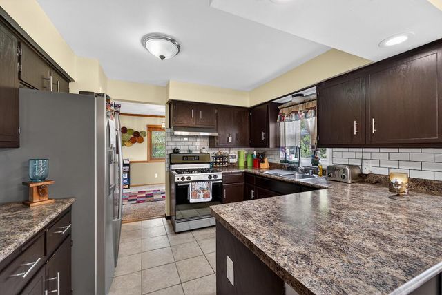 2400 Tammy LANE, Racine, WI 53402