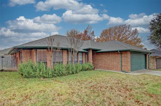 5029 Barberry Drive, Fort Worth, TX 76133