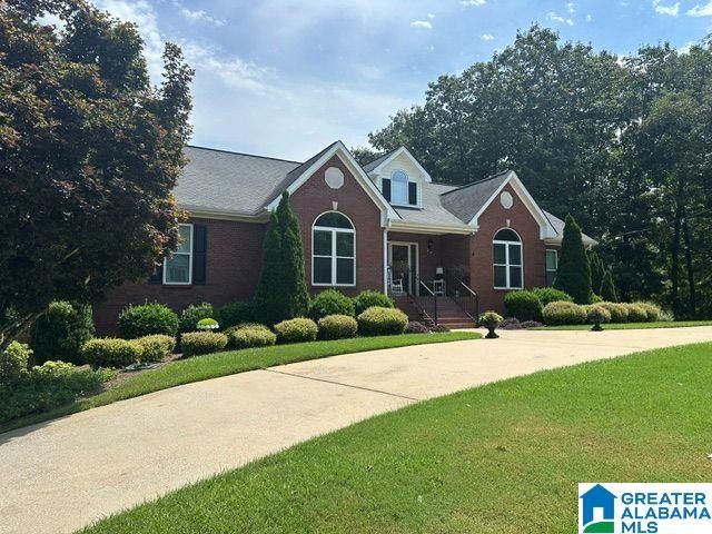 117 STILLWOOD DRIVE, Columbiana, AL 35051