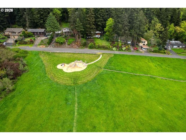 5815 Sw HUDDLESON St, Portland, OR 97219