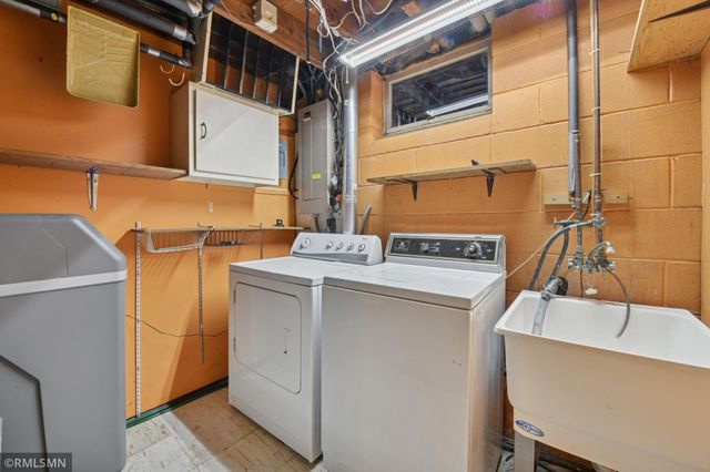 3062 Woodlark Lane, Eagan, MN 55121