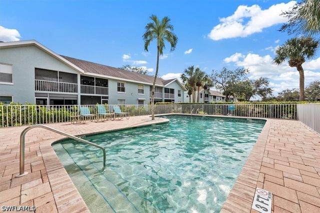 149 Wading Bird CIR, Naples, FL 34110