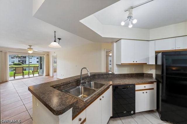 149 Wading Bird CIR, Naples, FL 34110