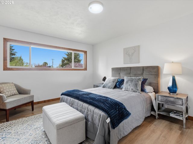 5640 Ne AINSWORTH St, Portland, OR 97218