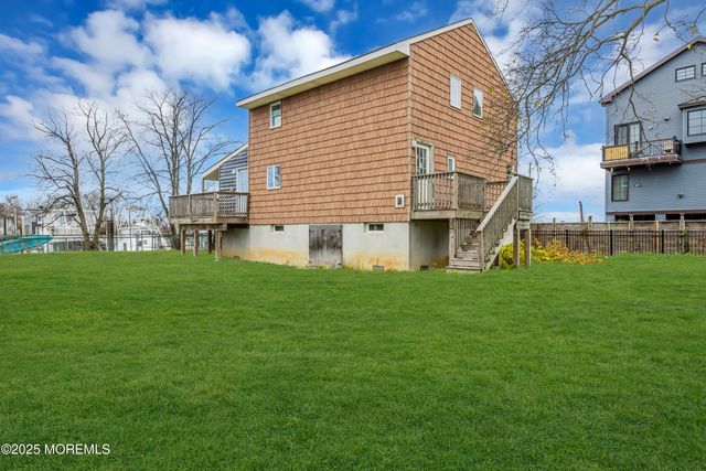 234 Beach Avenue, Middletown, NJ 07748