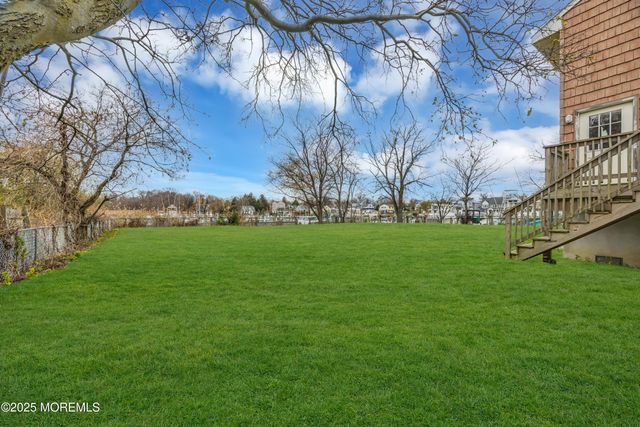 234 Beach Avenue, Middletown, NJ 07748