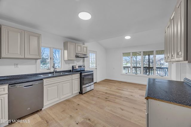 234 Beach Avenue, Middletown, NJ 07748