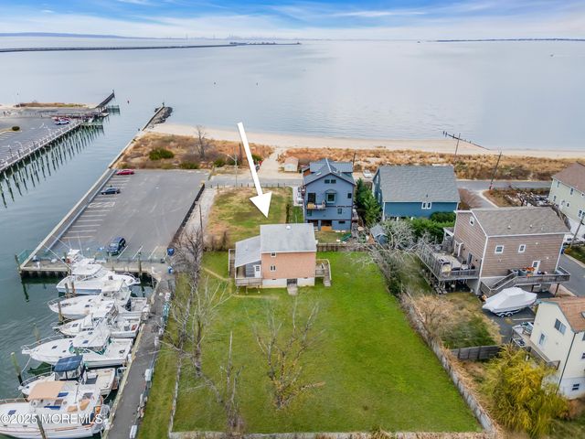 234 Beach Avenue, Middletown, NJ 07748